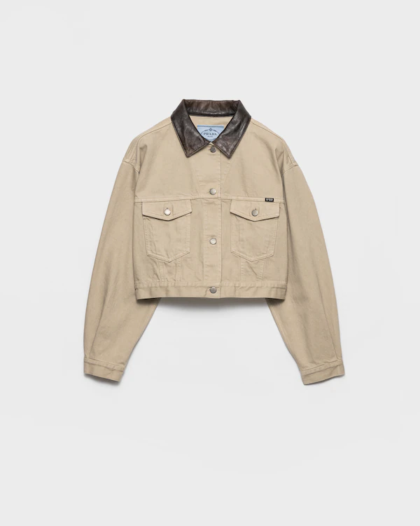 Jaqueta cropped de denim velho