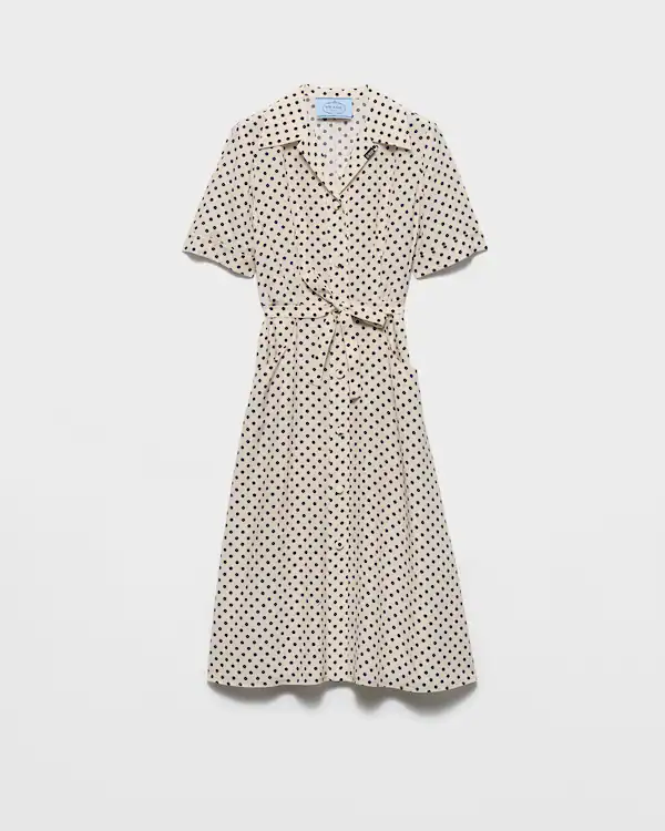 Vestido camisa com estampa de bolinhas