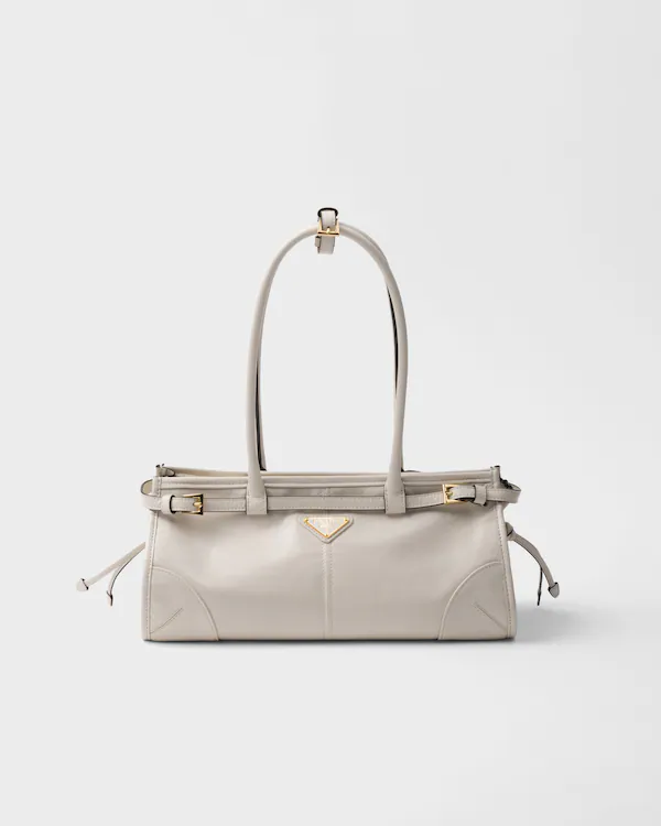 Bolsa de mão Prada Bonnie em couro médio