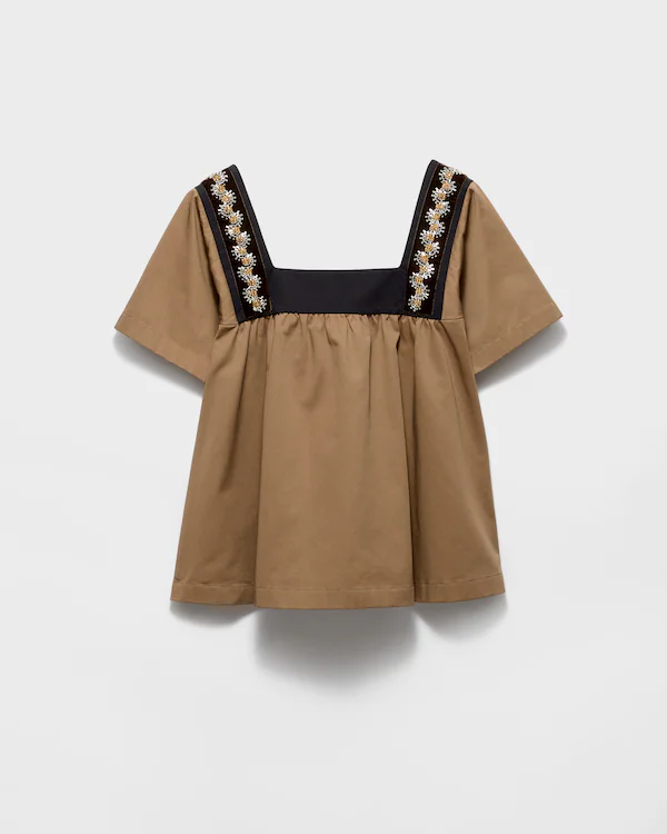 Blusa de gabardine vintage com bordado