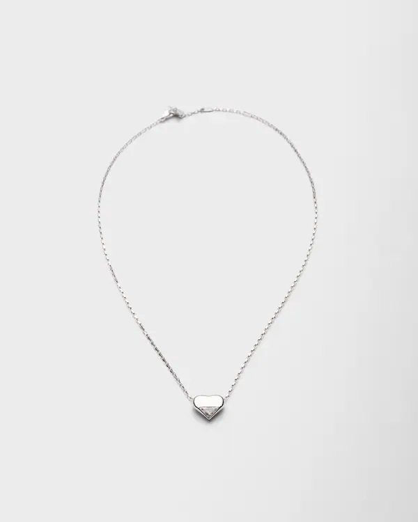 Colar Eternal Gold Nano Heart em ouro branco com diamante cultivado em laboratório