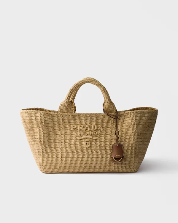 Bolsa de croché grande com detalhes em couro