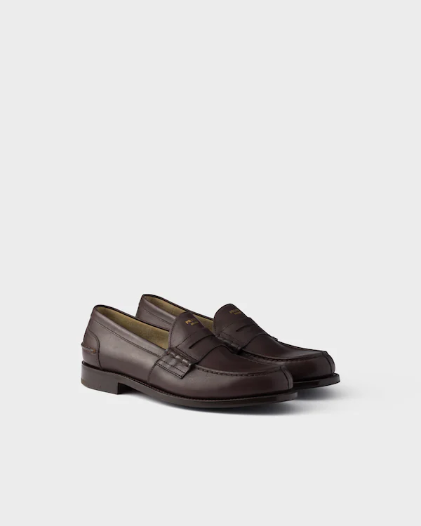 Mocassins de couro