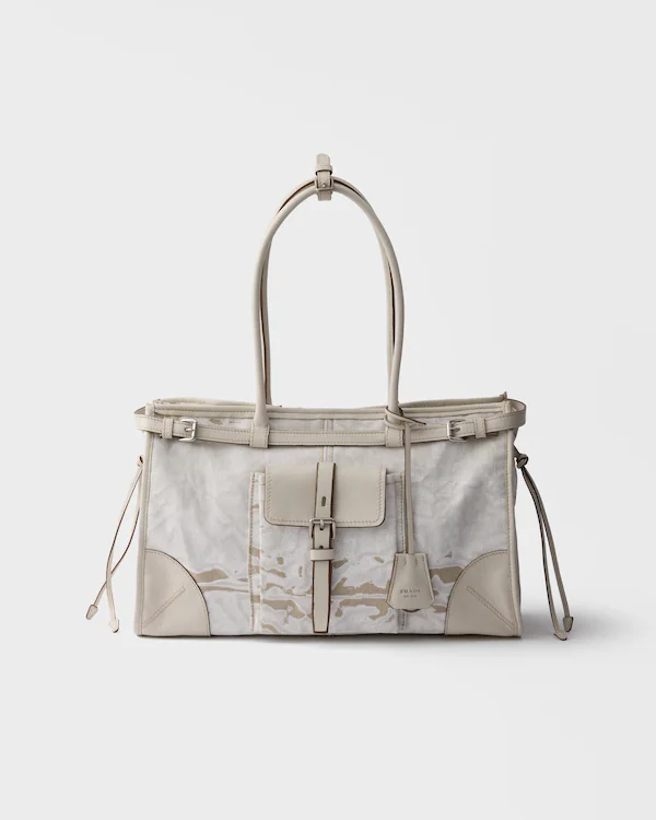 Bolsa de mão Prada Bonnie grande em linho estampado e couro