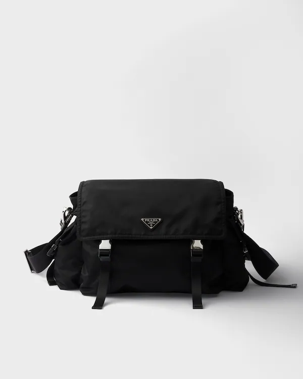 Bolsa Prada Explore em Re-Nylon e couro