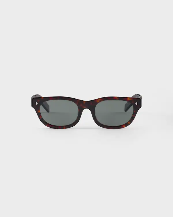 Óculos de sol da coleção Prada Eyewear