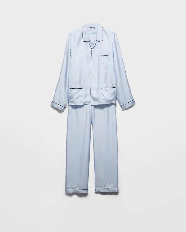 Pijamas de sarja de seda